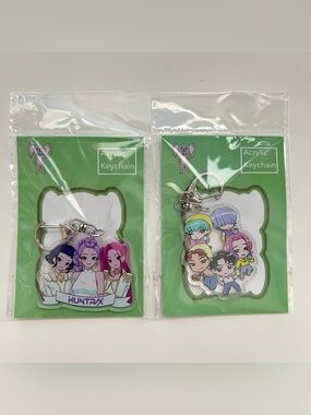 🆕K-pop demon hunters Acrylic keychain 2 pieces